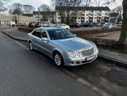 Silber Gebraucht 2007 Mercedes E220 Elegance Limousine | 7.600 € (Teuer)