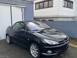 Schwarz Gebraucht 2005 Peugeot 206 CC Roland Garros Cabrio | 3.000 € (Etwas zu teuer)