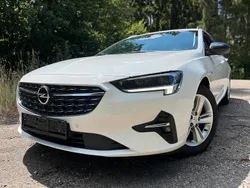 Weiß Gebraucht 2020 Opel Insignia Kombi | 9.150 € (Guter Preis)