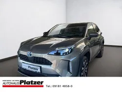 Bronze Gebraucht 2023 Toyota Yaris Cross Team SUV | 23.950 € (Guter Preis)