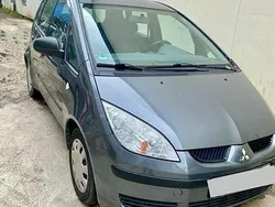 Grau Gebraucht 2005 Mitsubishi Colt Kombi | 1.000 €