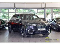 Schwarz Gebraucht 2022 BMW iX Sport Line SUV | 59.990 €