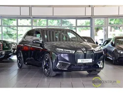 Schwarz Gebraucht 2022 BMW iX Sport Line SUV | 59.990 € (Teuer)