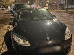 Schwarz Gebraucht 2011 Renault Mégane III Kleinwagen | 2.150 € (Superpreis)