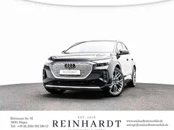 Mythosschwarz metallic Gebraucht 2021 Audi Q4 e-tron Ambiente SUV | 37.760 € (Fairer Preis)