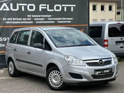 Silber Gebraucht 2009 Opel Zafira Van / Kleinbus | 1.550 € (Superpreis)