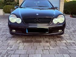 Schwarz Gebraucht 2003 Mercedes C180 Coupé | 4.200 €
