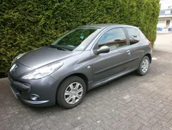 Grau Gebraucht 2010 Peugeot 206+ Kleinwagen | 1.699 € (Guter Preis)