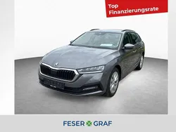Graphitegrau metallic met. Gebraucht 2023 Skoda Octavia Ambition Kombi | 25.960 € (Guter Preis)
