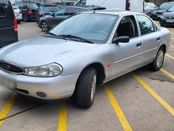 Silber Gebraucht 1998 Ford Mondeo Limousine | 2.770 € (Teuer)