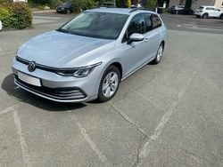 Silber Gebraucht 2021 VW Golf VIII Kombi | 22.200 € (Guter Preis)