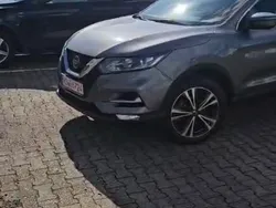 Grau Gebraucht 2018 Nissan Qashqai N-Connecta SUV | 18.000 € (Fairer Preis)