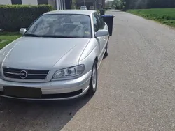 Silber Gebraucht 2001 Opel Omega Limousine | 1.200 € (Superpreis)