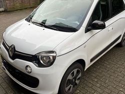 Weiß Gebraucht 2017 Renault Twingo LIMITED Kleinwagen | 7.700 € (Guter Preis)
