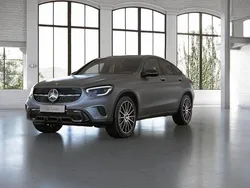 Grau Gebraucht 2021 Mercedes GLC300e AMG Limousine | 51.989 €