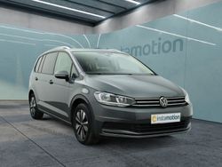 Grau Gebraucht 2024 VW Touran Move Van / Kleinbus | 35.749 € (Fairer Preis)