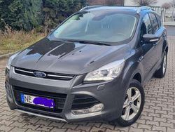 Grau Gebraucht 2016 Ford Kuga Titanium SUV | 13.500 € (Fairer Preis)