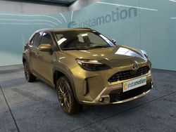 Gold Gebraucht 2023 Toyota Yaris Cross SUV | 28.494 € (Etwas zu teuer)