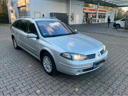 Silber Gebraucht 2007 Renault Laguna II Kombi | 2.050 € (Fairer Preis)