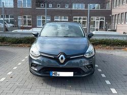 Grau Gebraucht 2018 Renault Clio Intens Coupé | 14.990 €