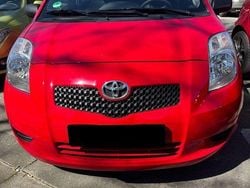 Rot Gebraucht 2008 Toyota Yaris Cool Limousine | 1.880 € (Superpreis)