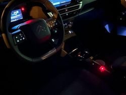 Grau Gebraucht 2023 Citroën e-C4 Feel Limousine | 19.900 € (Fairer Preis)