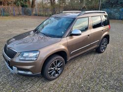 Gebraucht 2015 Skoda Yeti Plus Edition SUV | 12.950 € (Fairer Preis)