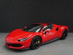 Rot Gebraucht 2025 Ferrari 296 Cabrio | 309.490 €