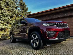 Rot Gebraucht 2022 Jeep Grand Cherokee SUV | 51.979 €