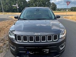 Grau Gebraucht 2021 Jeep Compass Limited SUV | 15.500 € (Superpreis)