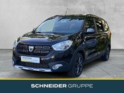 Schwarz Gebraucht 2022 Dacia Lodgy Stepway Van / Kleinbus | 17.890 € (Teuer)