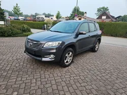 Grau Gebraucht 2010 Toyota RAV4 Life SUV | 5.700 € (Guter Preis)