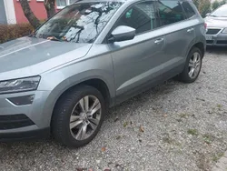 Grau Gebraucht 2019 Skoda Karoq SUV | 19.999 € (Fairer Preis)