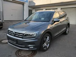 Grau Gebraucht 2017 VW Tiguan Allspace Highline SUV | 24.950 € (Etwas zu teuer)