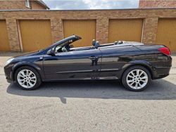 Schwarz Gebraucht 2008 Opel Astra Cabriolet Cabrio | 3.487 € (Fairer Preis)