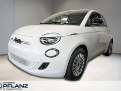 Weiss Gebraucht 2025 Fiat 500e Red Kleinwagen | 28.790 € (Teuer)