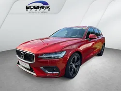 Rot Gebraucht 2018 Volvo V60 Inscription Kombi | 26.490 € (Guter Preis)