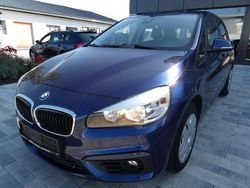 Mediterranblau metallic Gebraucht 2014 BMW 218 Van / Kleinbus | 5.500 € (Teuer)
