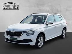 Weiss Gebraucht 2022 Skoda Kamiq Active SUV | 21.900 € (Teuer)