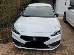 Weiß Gebraucht 2020 Seat Leon FR Limousine | 20.990 € (Fairer Preis)