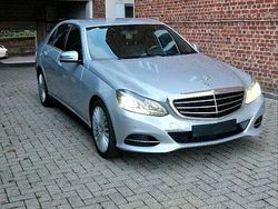 Silber Gebraucht 2016 Mercedes E200 Limousine | 13.250 € (Fairer Preis)