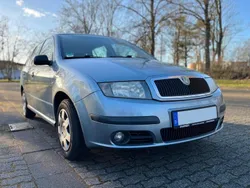 Blau Gebraucht 2005 Skoda Fabia Classic Kombi | 2.300 € (Etwas zu teuer)