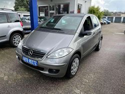 Kometgrau metalliclack Gebraucht 2008 Mercedes A180 Limousine | 5.990 €