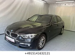 Black sapphire metallic Gebraucht 2017 BMW 320 Luxury Line Limousine | 18.450 € (Fairer Preis)