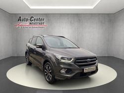 Grau Gebraucht 2018 Ford Kuga ST-Line SUV | 15.980 € (Etwas zu teuer)