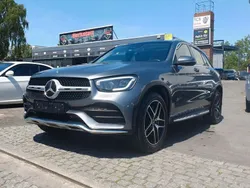 Grau Gebraucht 2019 Mercedes GLC300 AMG line SUV | 31.900 € (Fairer Preis)