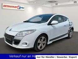 Weiß Gebraucht 2009 Renault Mégane Coupé Coupé | 2.299 € (Guter Preis)