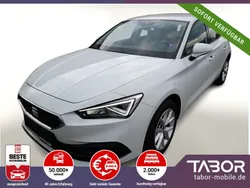 Weiss Gebraucht 2020 Seat Leon Style Limousine | 17.388 € (Fairer Preis)