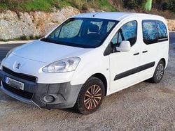 Weiß Gebraucht 2014 Peugeot Partner Tepee Active Van / Kleinbus | 7.200 € (Fairer Preis)