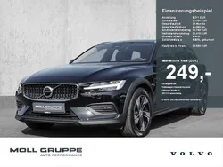 Black solid ´stone´ / solid Gebraucht 2023 Volvo V60 CC Plus Kombi | 33.630 € (Guter Preis)